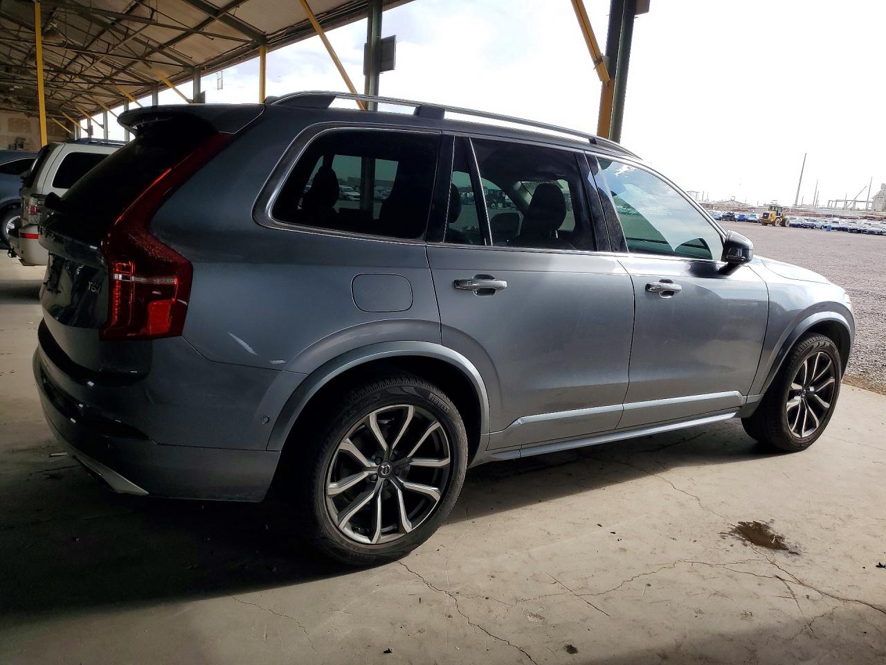 YV4A22PK3G1023128 · 2016 VOLVO XC90 · 3/13