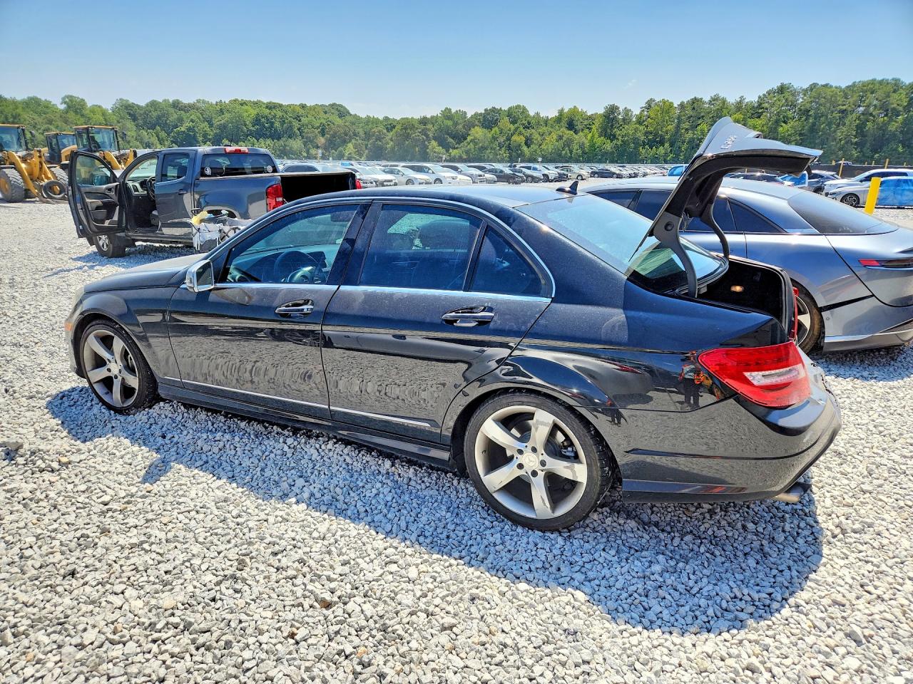 WDDGF4HBXEA965093 · 2014 MERCEDES-BENZ C · 2/12