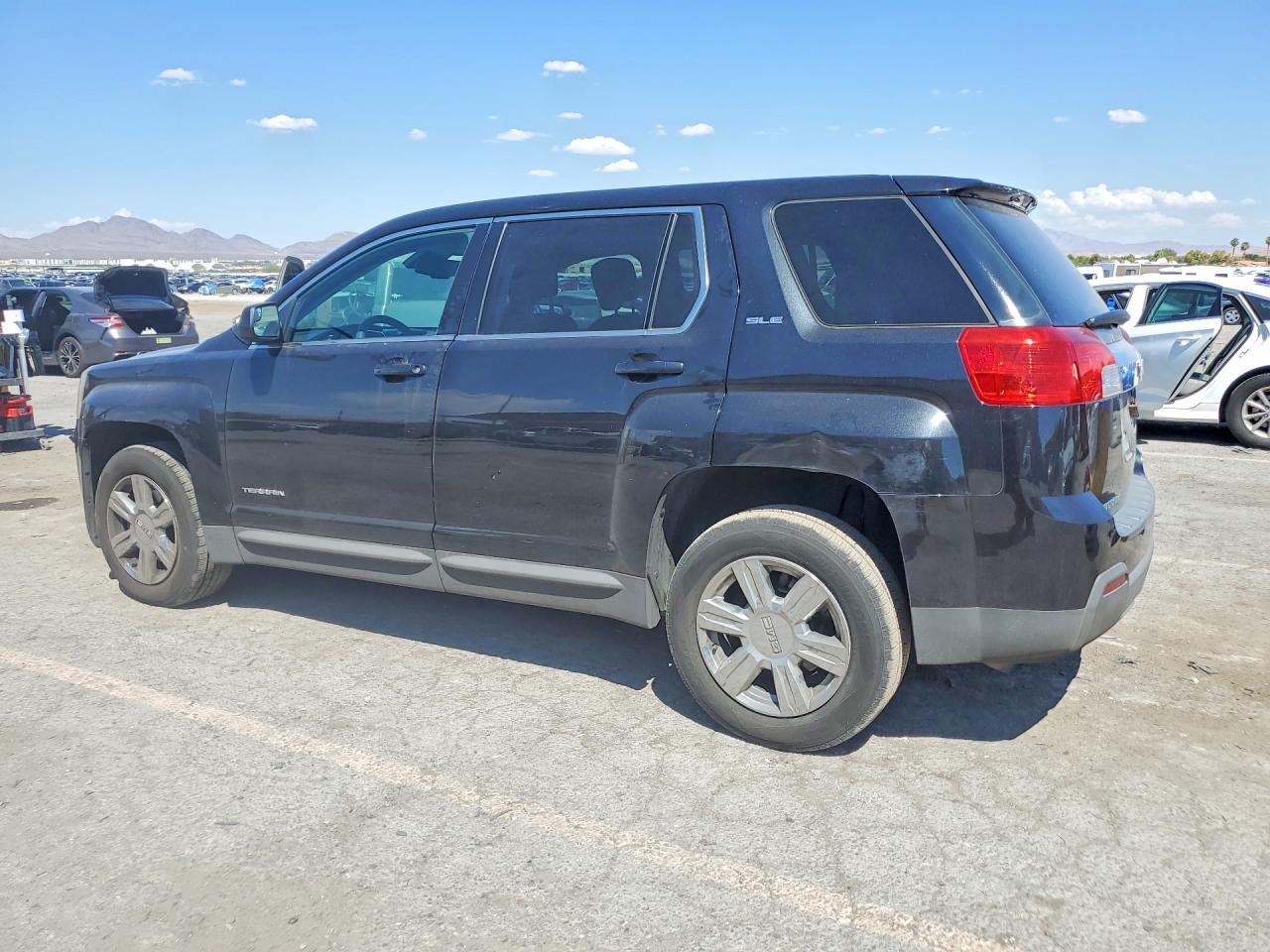 2GKALMEK1E6370695 · 2014 GMC TERRAIN · 2/13