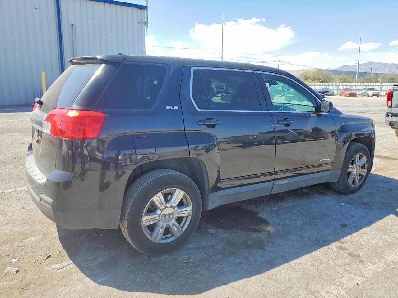 2GKALMEK1E6370695 · 2014 GMC TERRAIN · 3/13