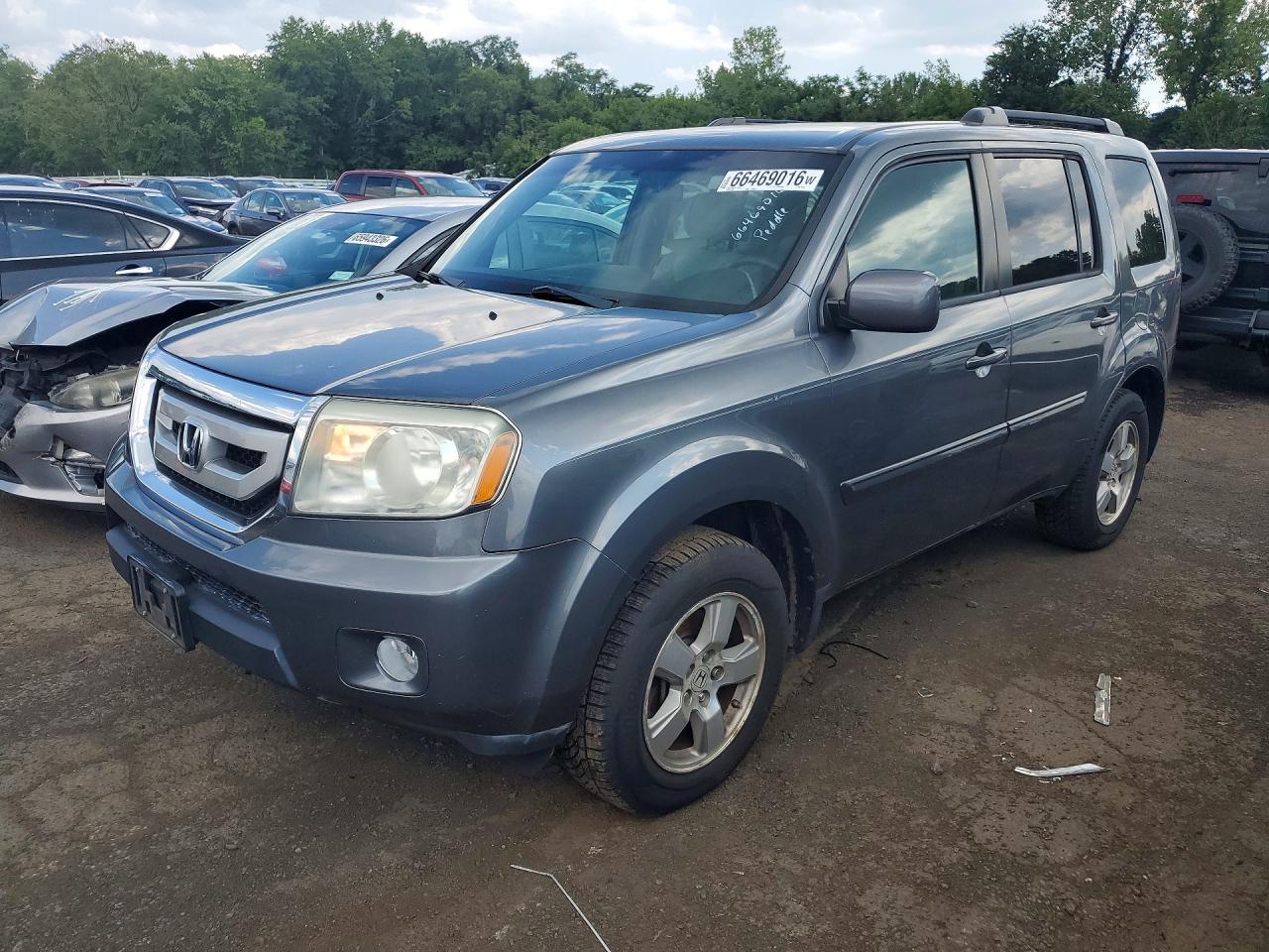 5FNYF3H44BB051547 · 2011 HONDA PILOT