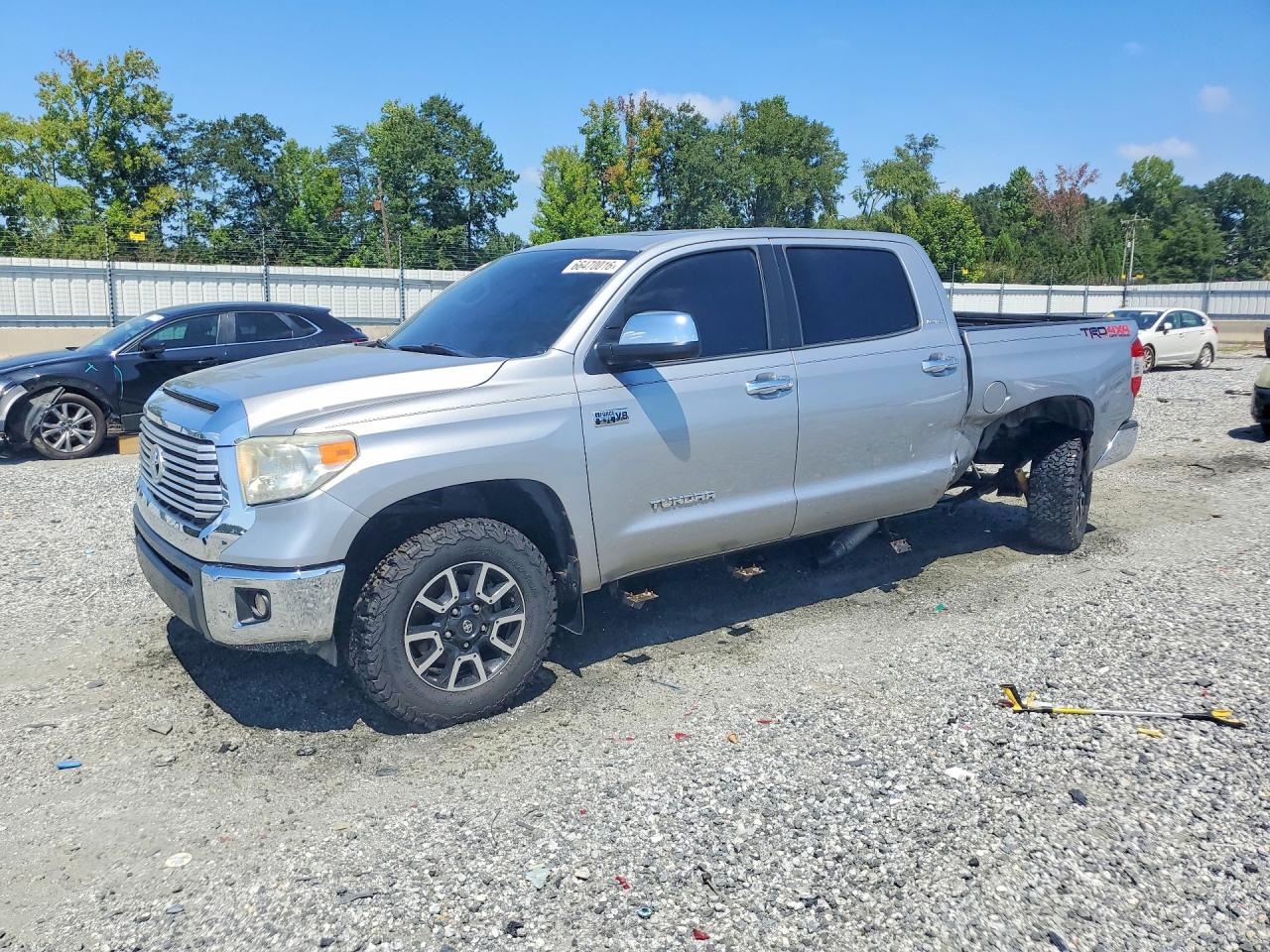 2015 TOYOTA TUNDRA