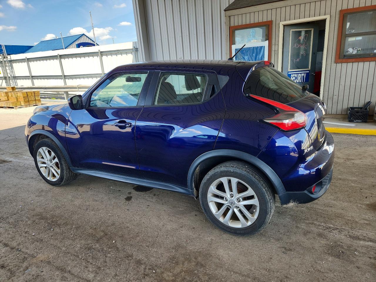 JN8AF5MR8GT606622 · 2016 NISSAN JUKE · 2/12