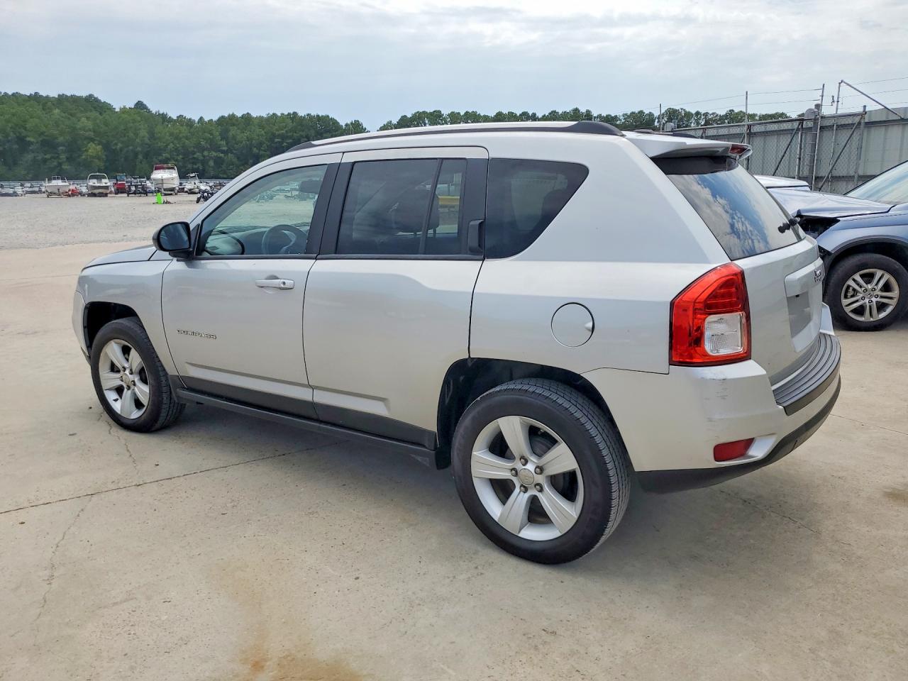 1C4NJCBA6CD678601 · 2012 JEEP COMPASS · 2/13