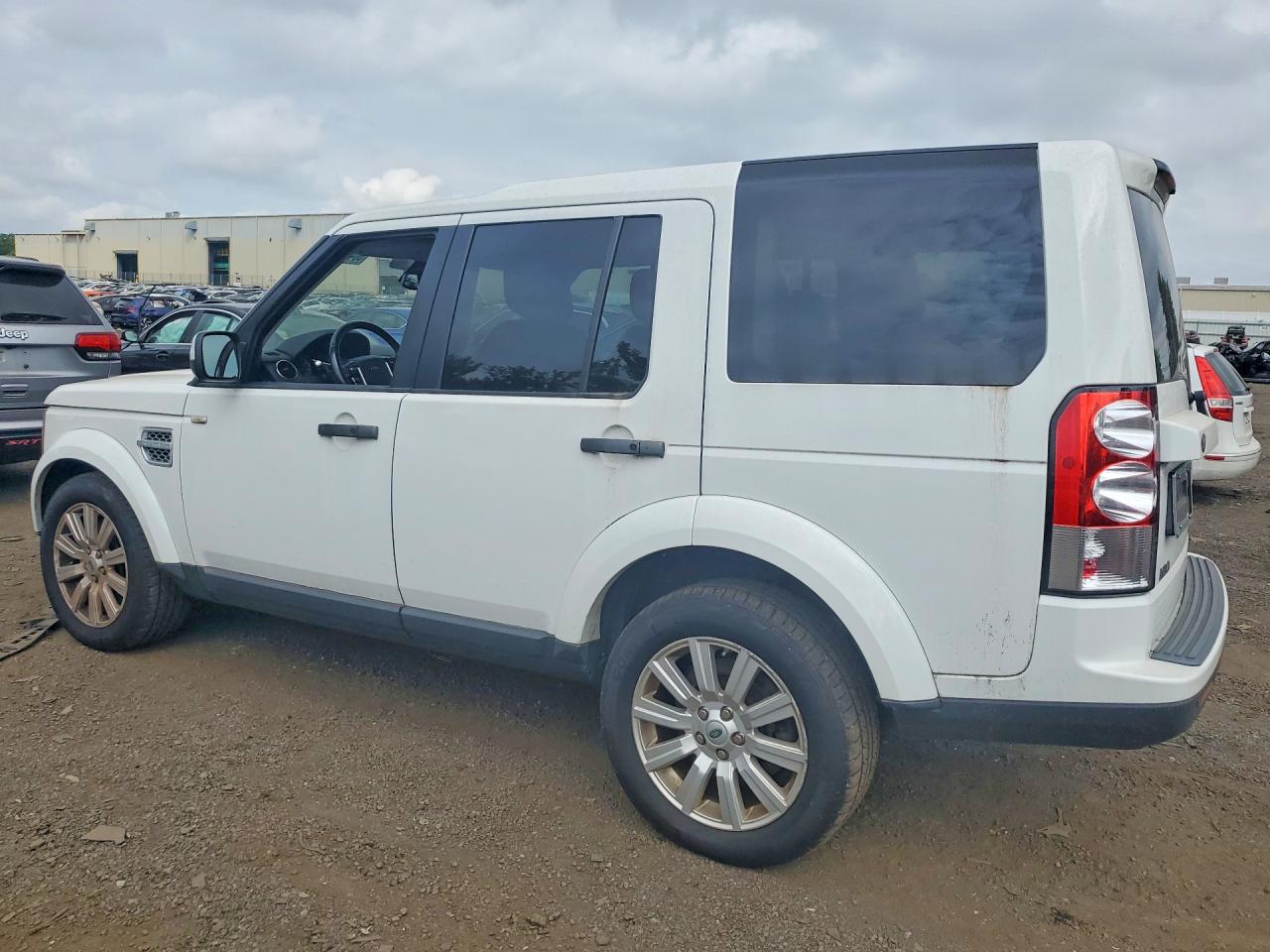 SALAG2D49DA660197 · 2013 LAND ROVER LR4 · 2/13