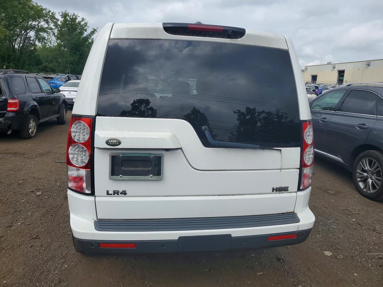 SALAG2D49DA660197 · 2013 LAND ROVER LR4 · 6/13