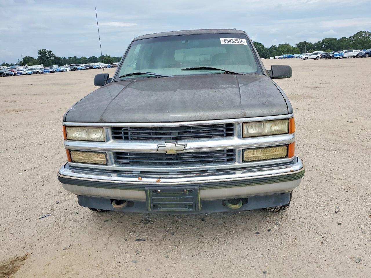 3GNFK16R9XG136866 · 1999 CHEVROLET SUBURBAN · 5/13