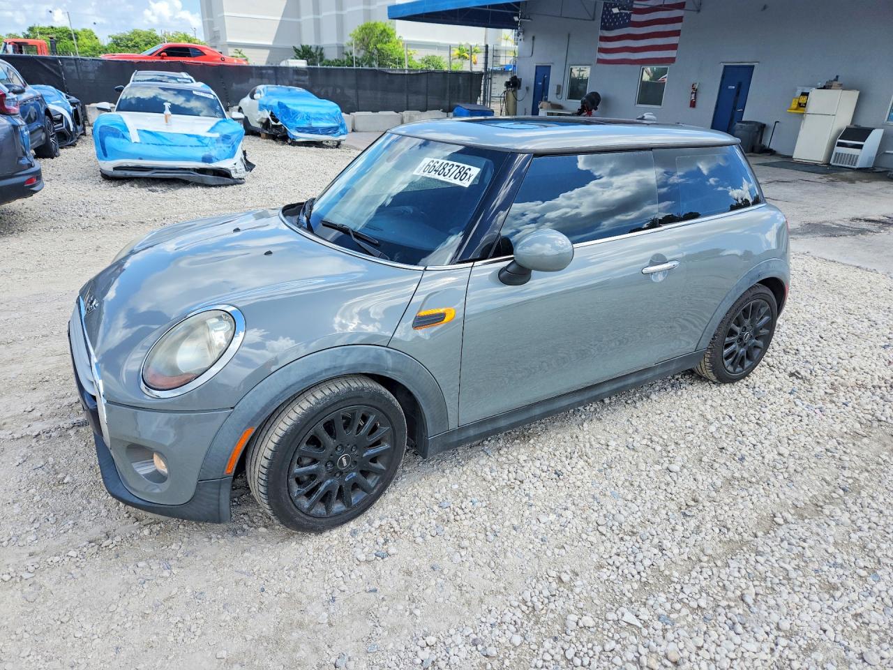 WMWXM5C56FT938581 · 2015 MINI COOPER