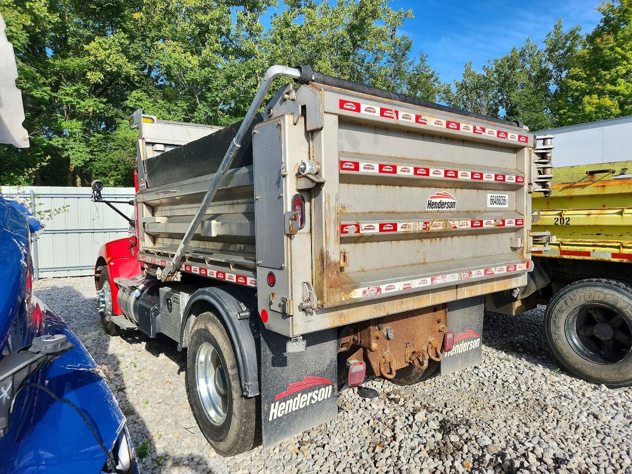 2NKHHJ7X1NM135971 · 2022 KENWORTH CONSTRUCTION · 2/13