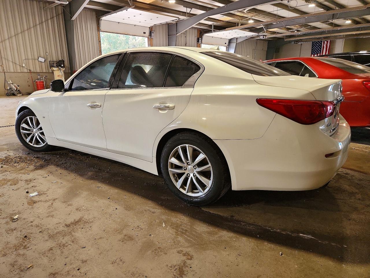 JN1BV7AR8FM401848 · 2015 INFINITI Q50 · 2/12