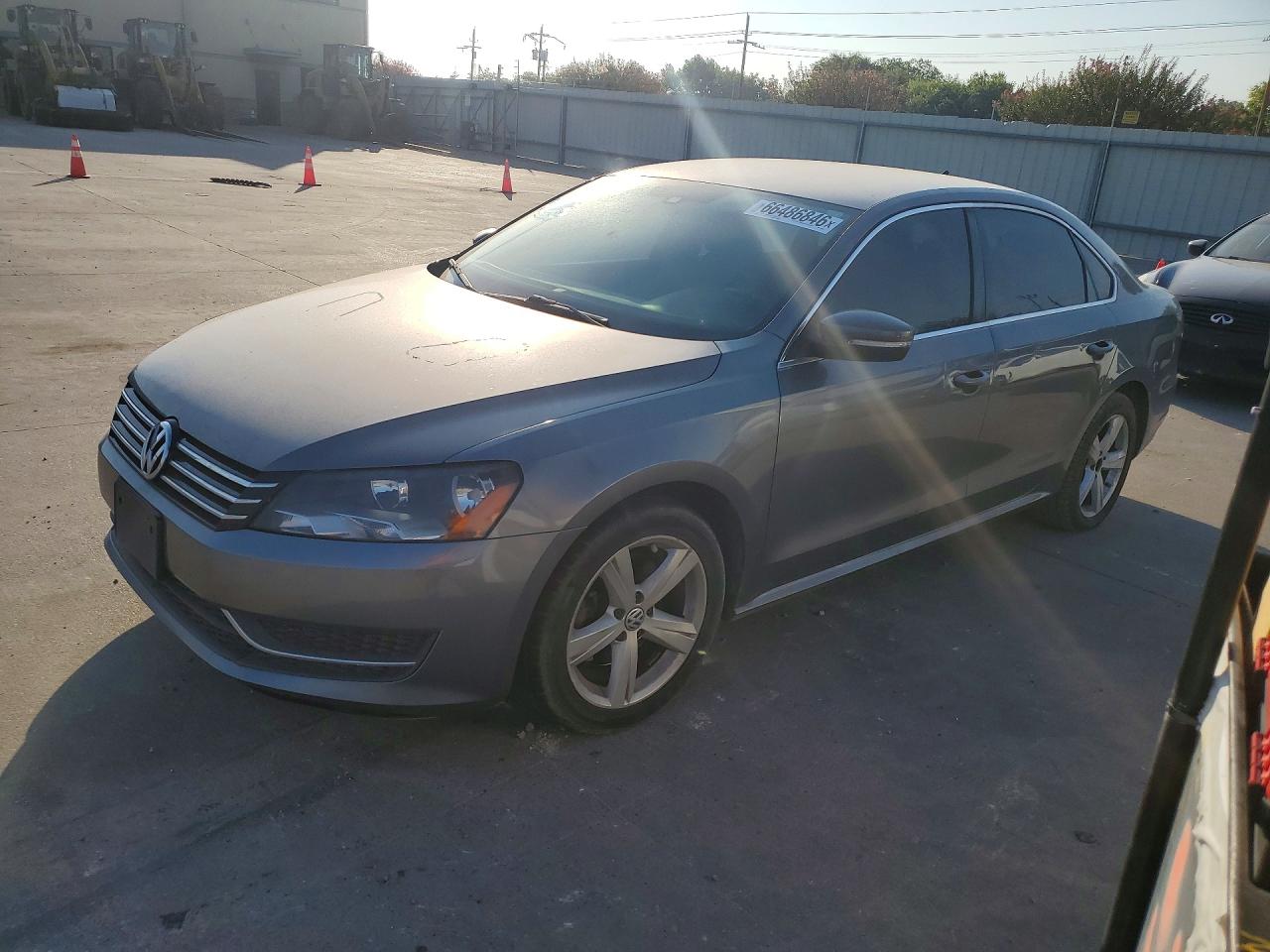 1VWBH7A34DC000135 · 2013 VOLKSWAGEN PASSAT