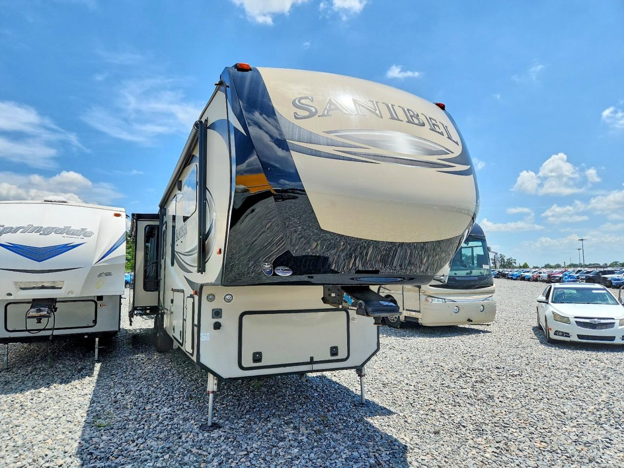 5ZT3SN1B6JG702903 · 2018 FOREST RIVER SANIBEL