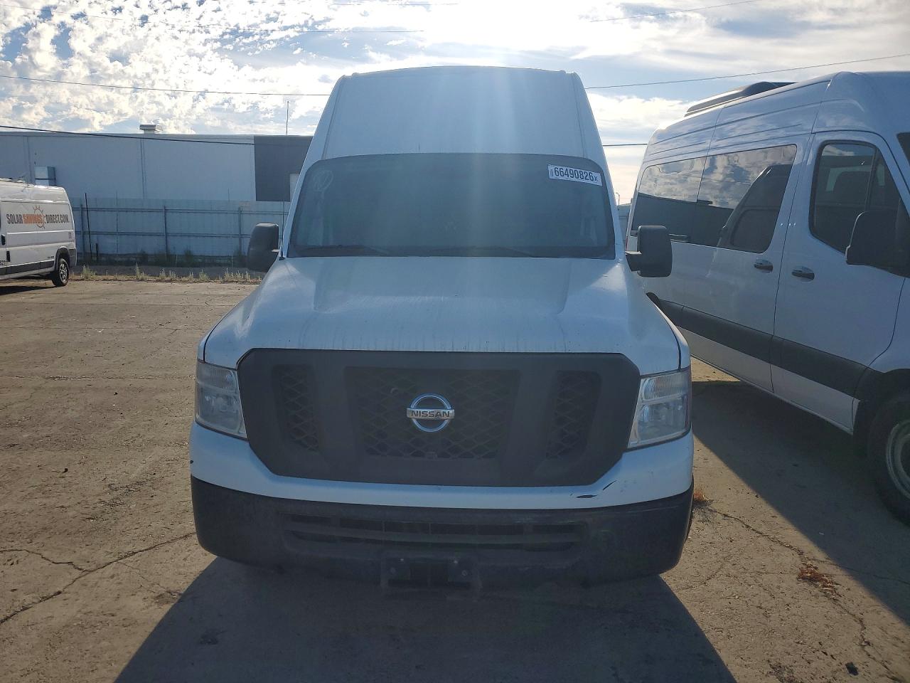 1N6BF0LY2GN811687 · 2016 NISSAN NV · 5/12