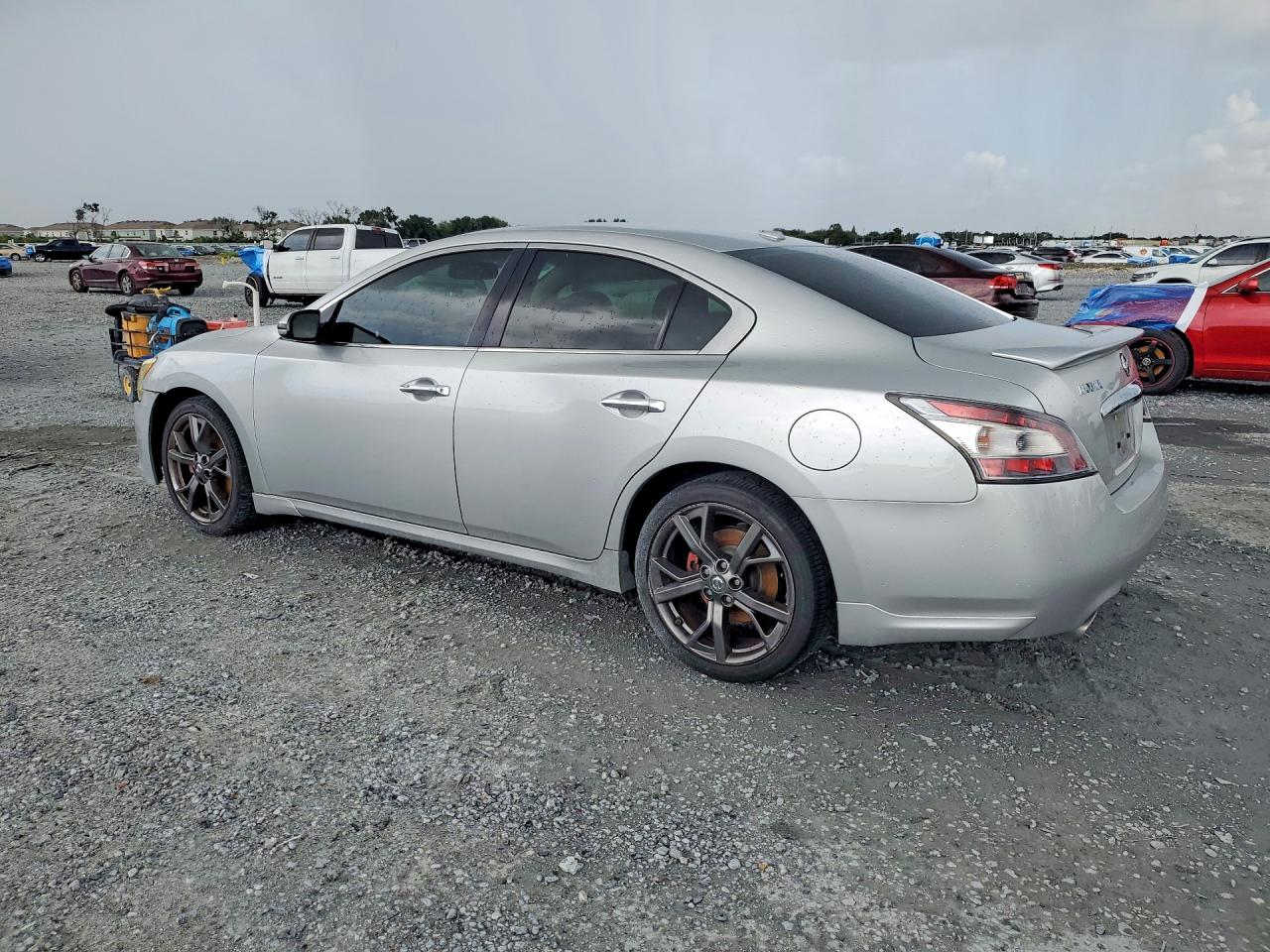 1N4AA5AP3EC450666 · 2014 NISSAN MAXIMA · 2/12
