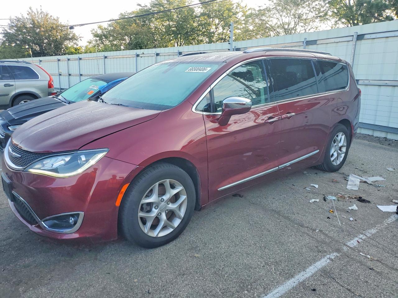 2C4RC1GG7KR720136 · 2019 CHRYSLER PACIFICA