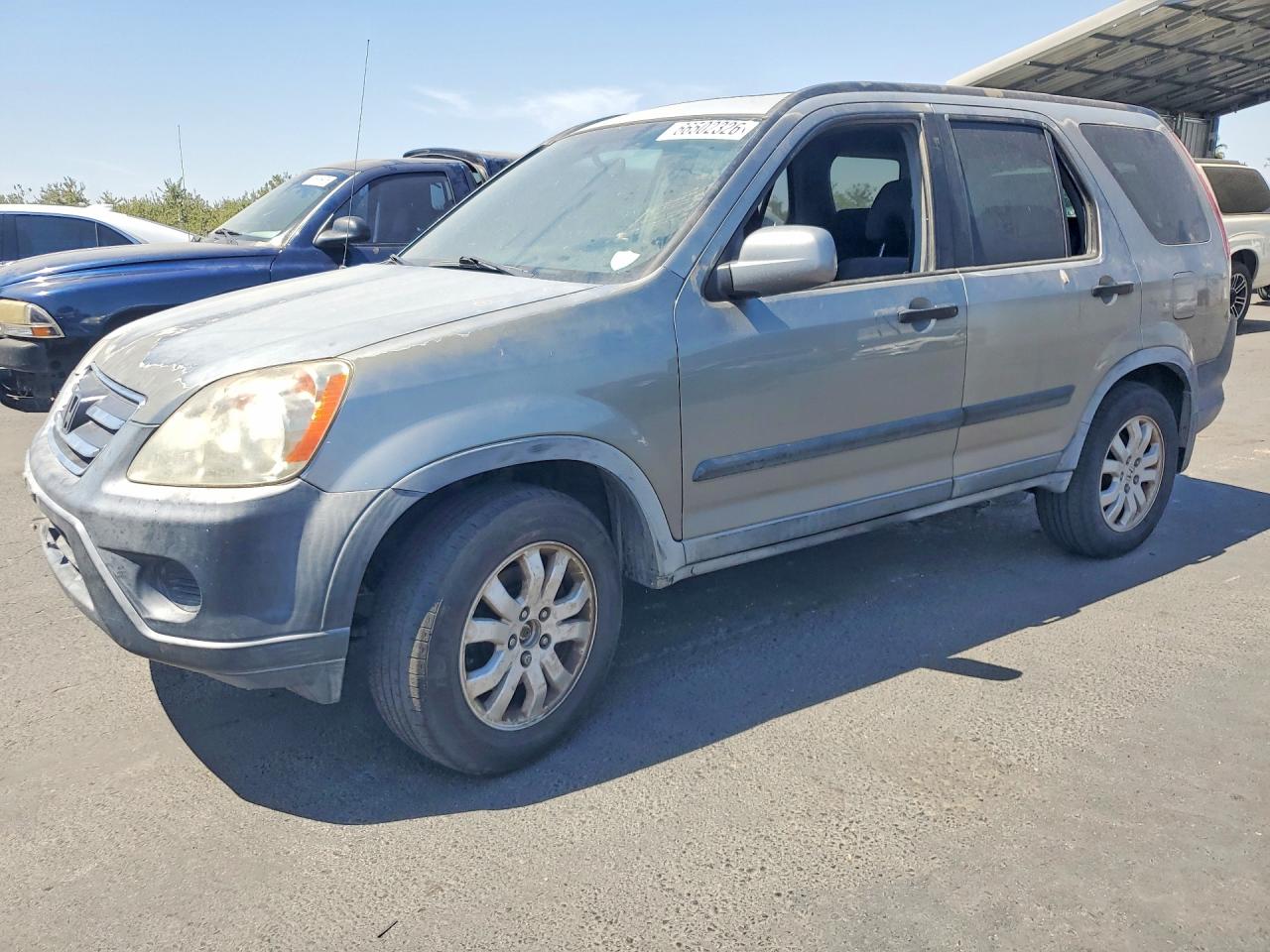 JHLRD77845C052756 · 2005 HONDA CR-V