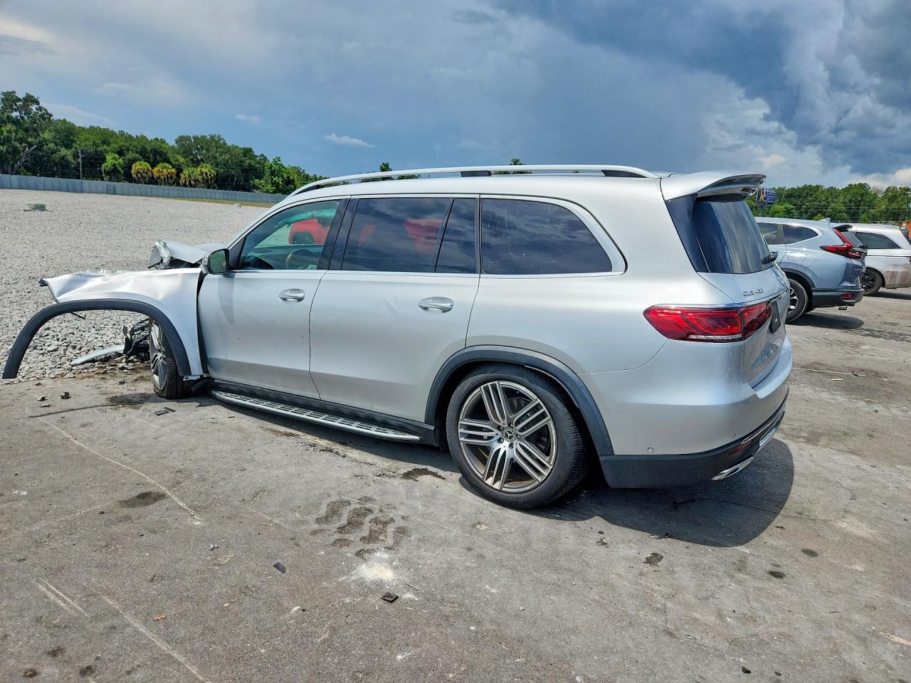 4JGFF5KE5LA261617 · 2020 MERCEDES-BENZ GLS · 2/14