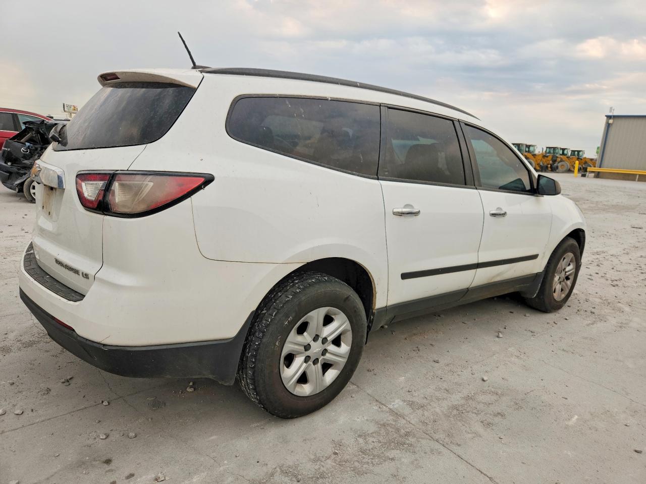 1GNKRFKD4GJ191175 · 2016 CHEVROLET TRAVERSE · 3/13