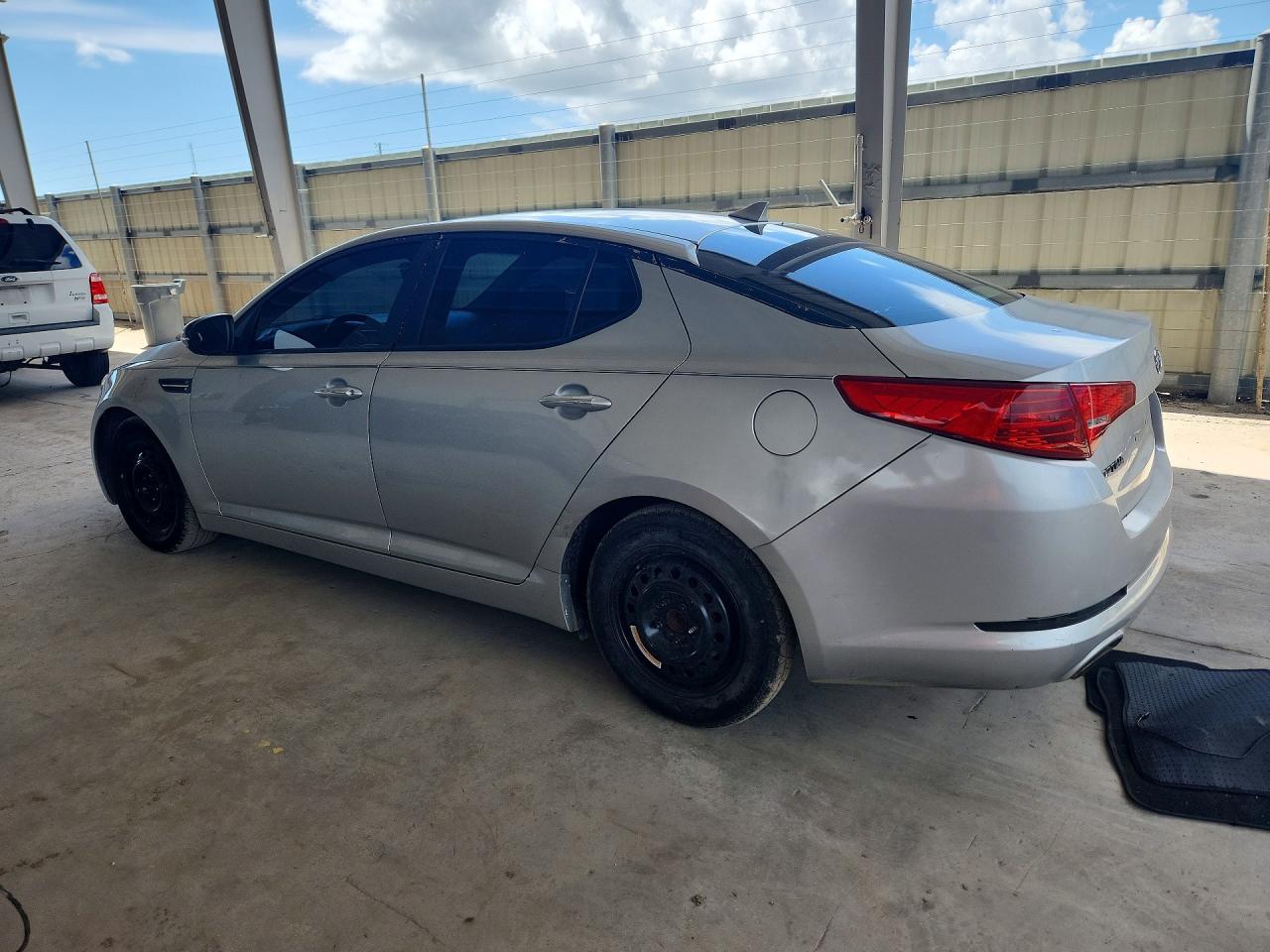 5XXGM4A77CG036261 · 2012 KIA OPTIMA · 2/12