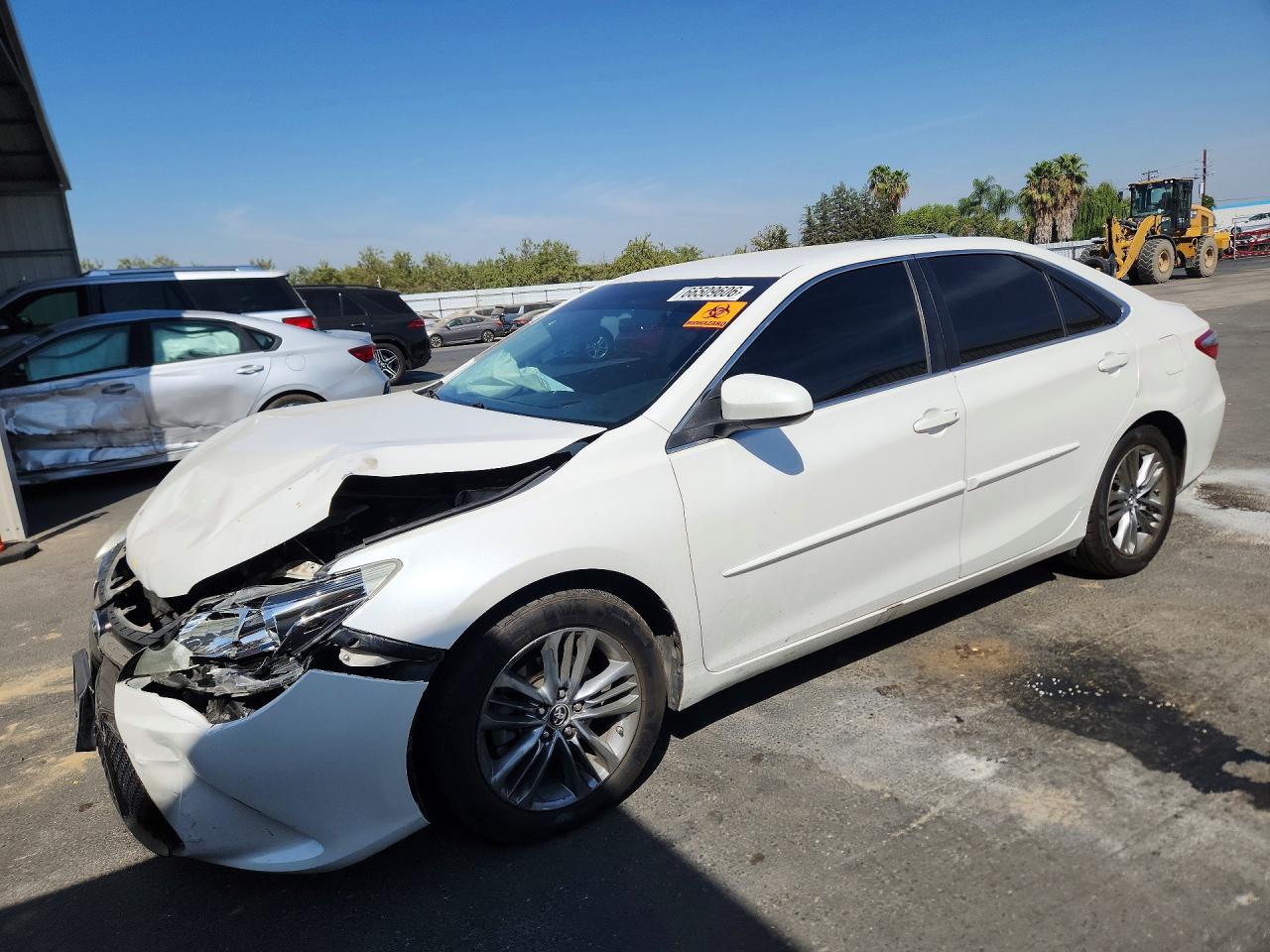 2015 TOYOTA CAMRY