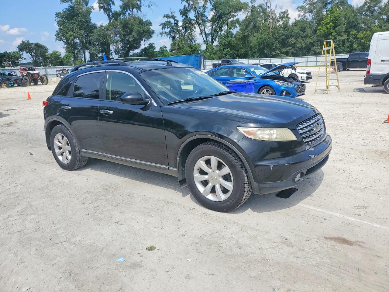 JNRAS08W73X200618 · 2003 INFINITI FX35 · 4/14