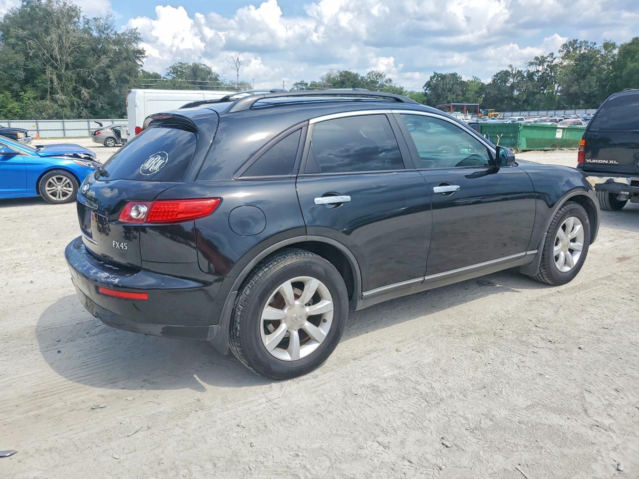 JNRAS08W73X200618 · 2003 INFINITI FX35 · 3/14