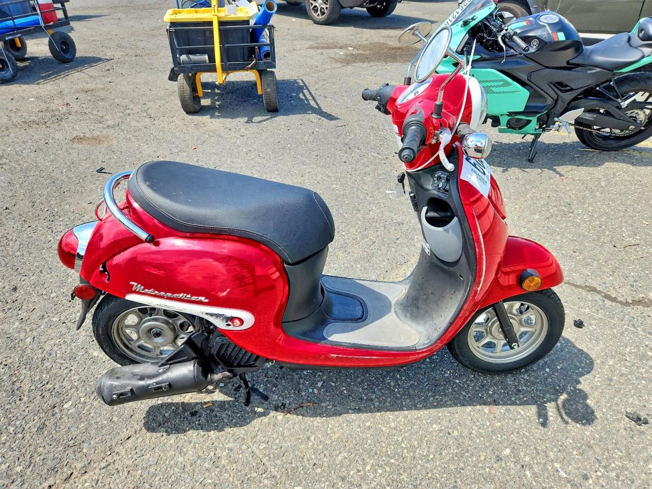 2017 HONDA NCW50