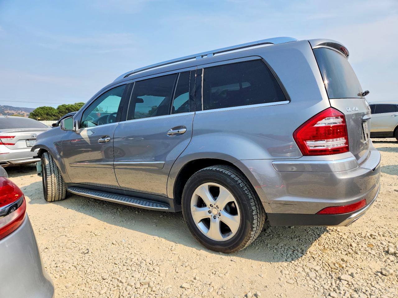 4JGBF7BE5CA776479 · 2012 MERCEDES-BENZ GL · 2/13