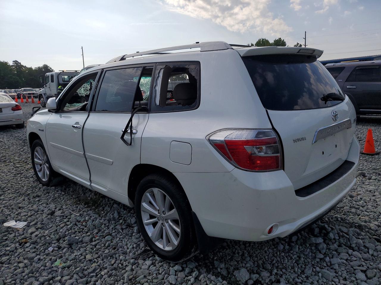 JTEEW44A892030522 · 2009 TOYOTA HIGHLANDER · 2/13