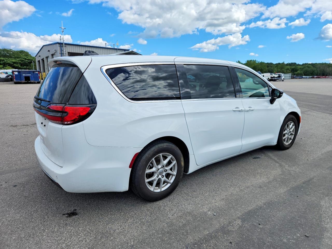 2C4RC1BG7SR509834 · 2025 CHRYSLER PACIFICA · 3/13