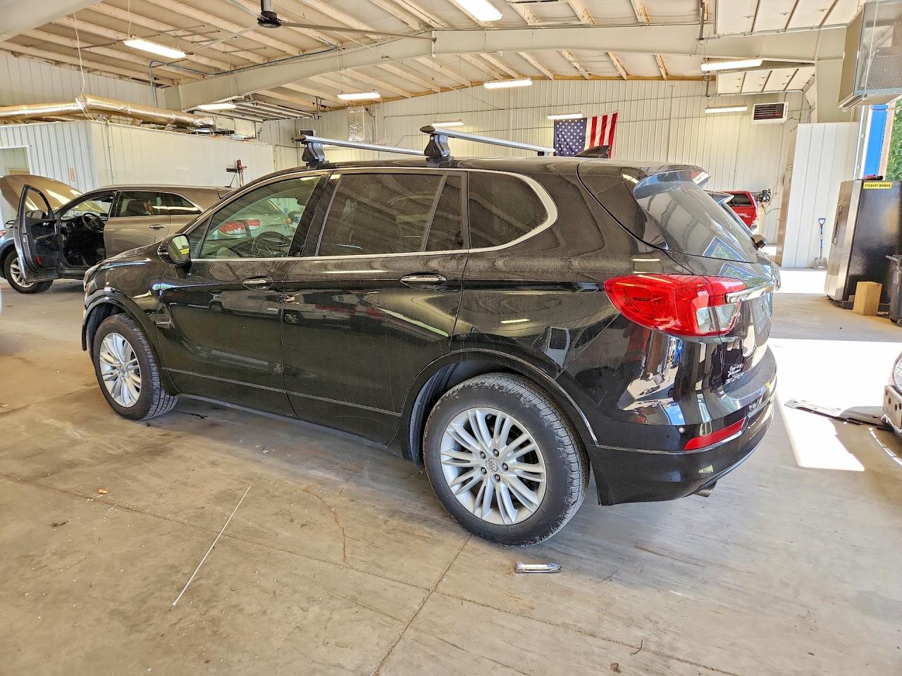 LRBFXASA8HD076943 · 2017 BUICK ENVISION · 2/14