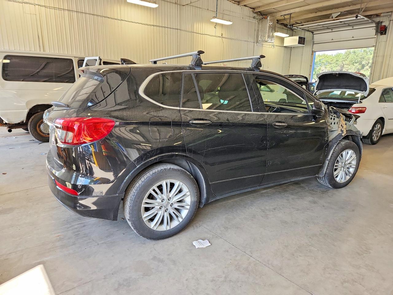 LRBFXASA8HD076943 · 2017 BUICK ENVISION · 3/14