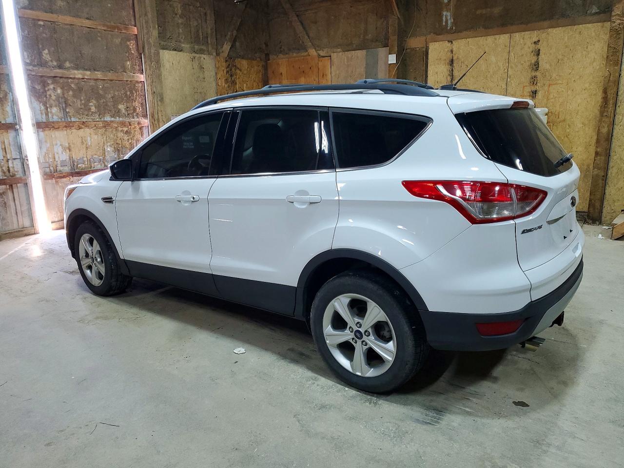 1FMCU9GX7GUA34444 · 2016 FORD ESCAPE · 2/13