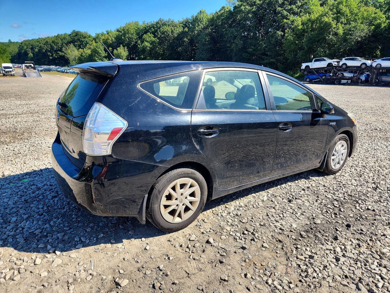 JTDZN3EU0C3159366 · 2012 TOYOTA PRIUS V · 3/12