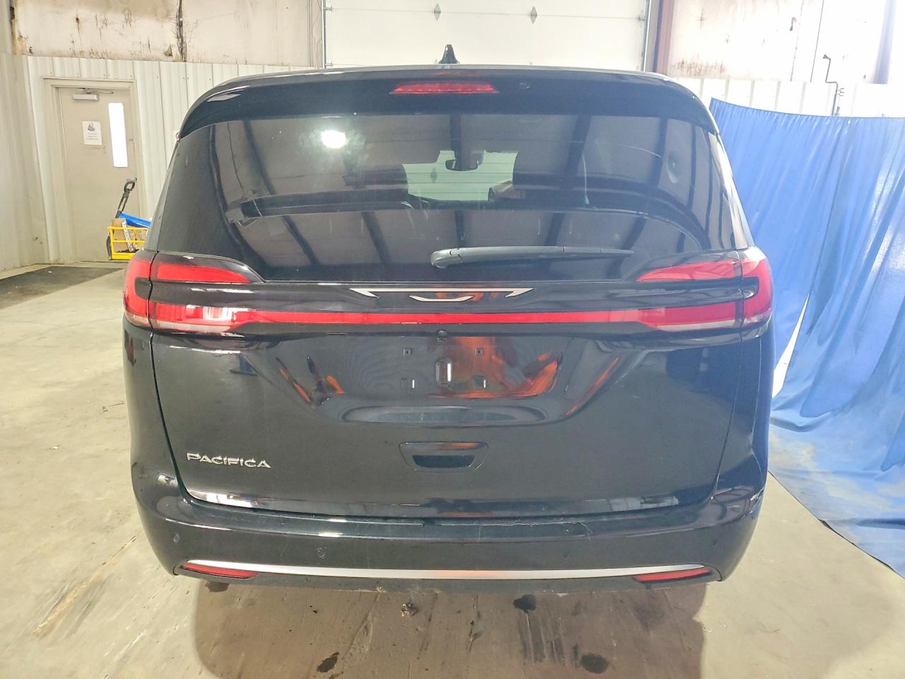 2C4RC1BG5VR570877 · 2027 CHRYSLER PACIFICA · 6/13