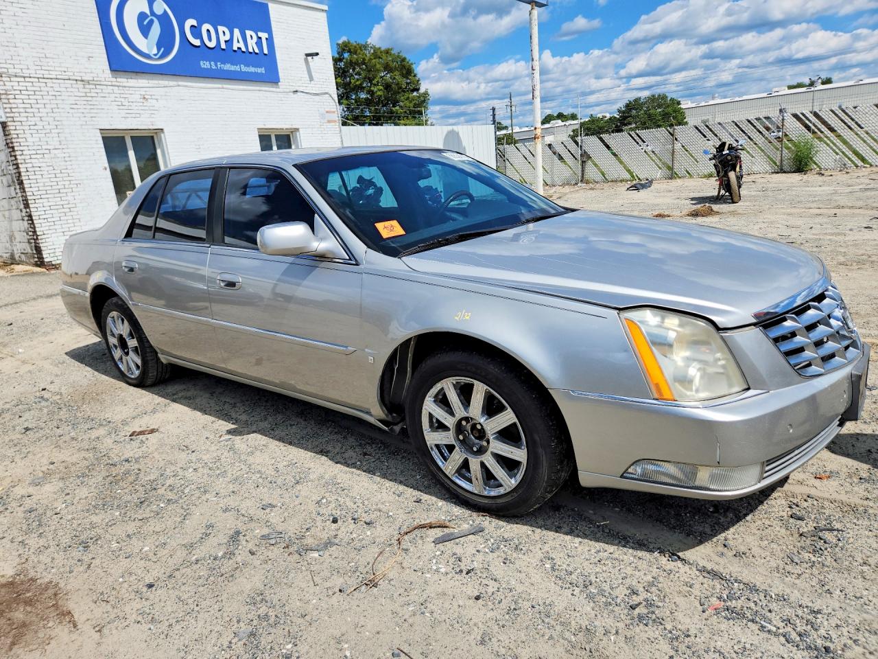 1G6KD57Y97U157988 · 2007 CADILLAC DTS · 4/12