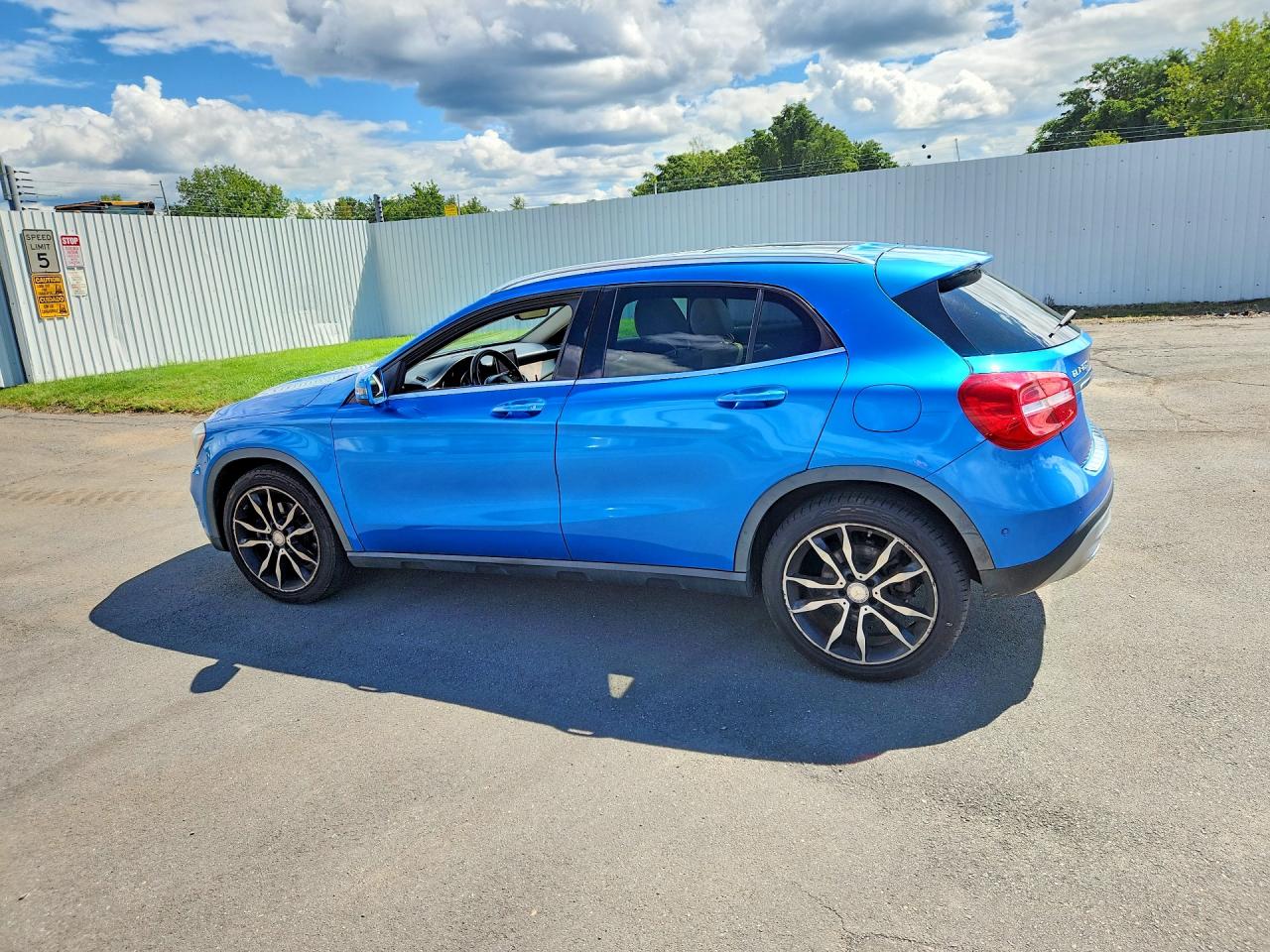 WDCTG4GB7FJ157500 · 2015 MERCEDES-BENZ GLA · 2/13