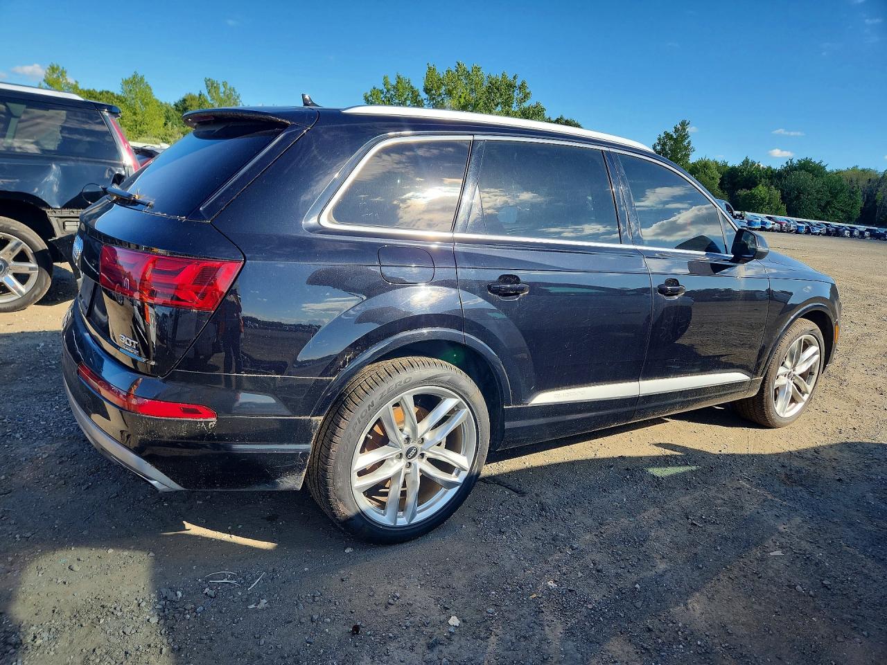 WA1VAAF74HD024278 · 2017 AUDI Q7 · 3/13