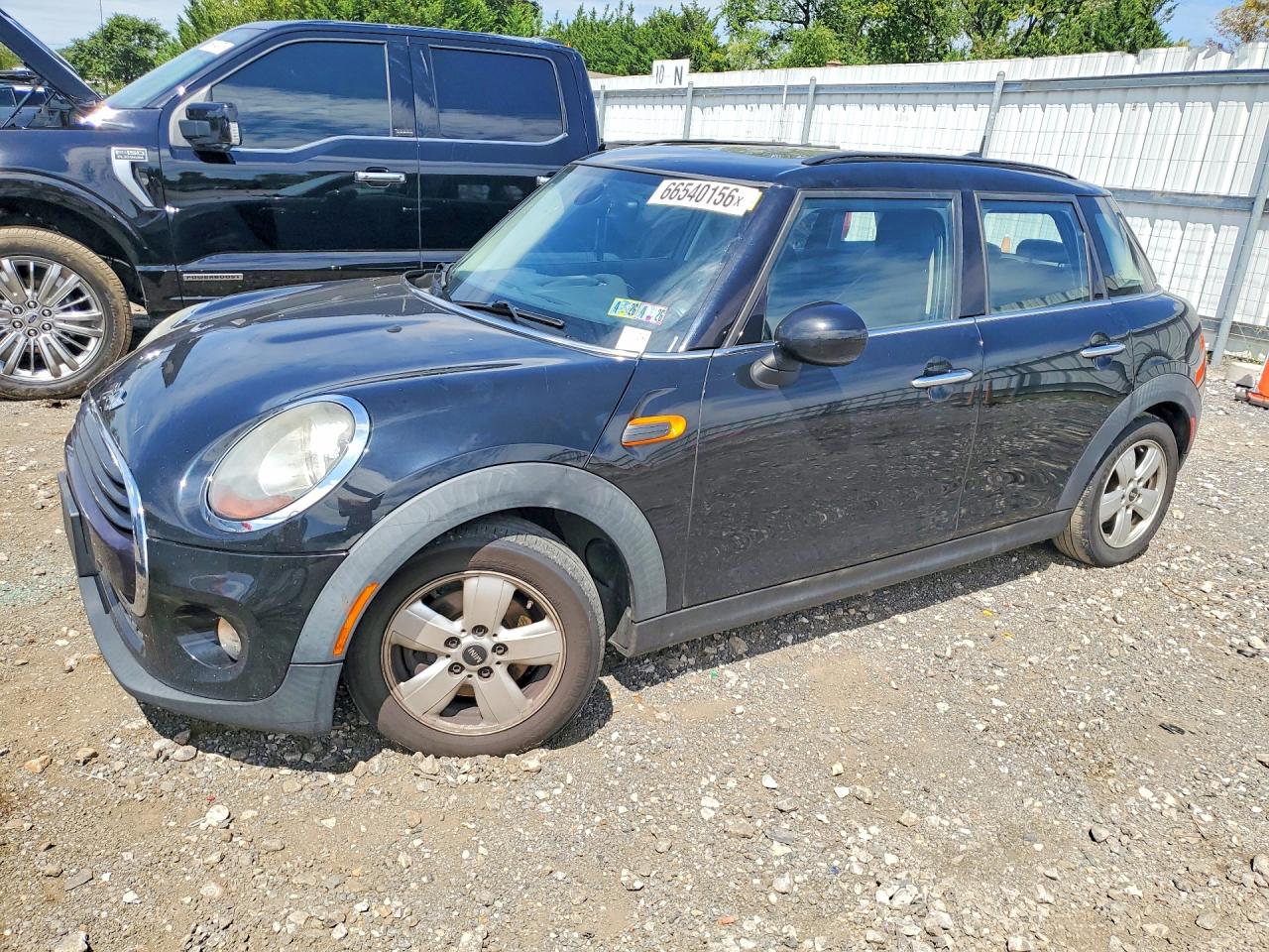 2016 MINI COOPER