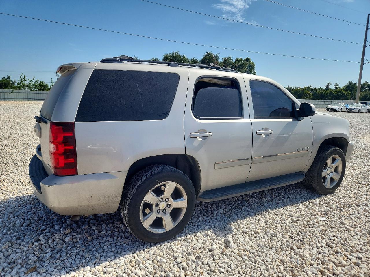 1GNFC130X8R142583 · 2008 CHEVROLET TAHOE · 3/14