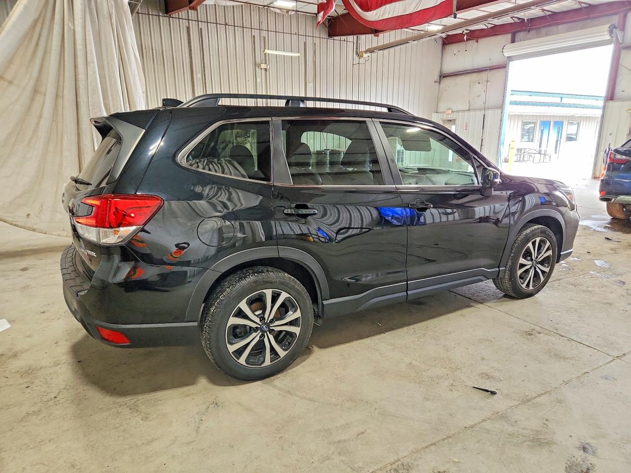 JF2SKASC4KH429812 · 2019 SUBARU FORESTER · 3/13