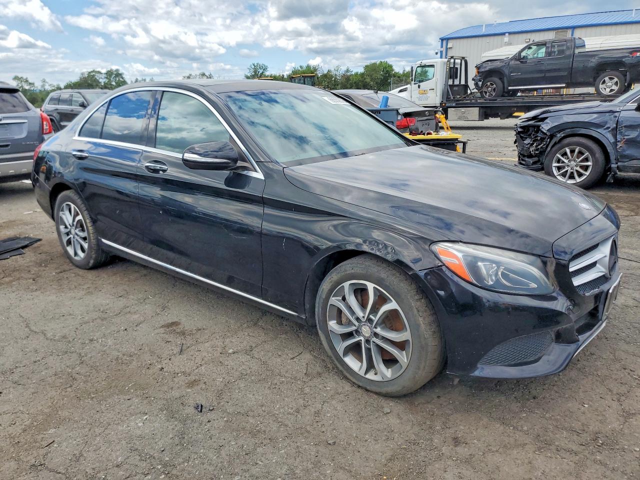55SWF4KB0FU085011 · 2015 MERCEDES-BENZ C · 4/12