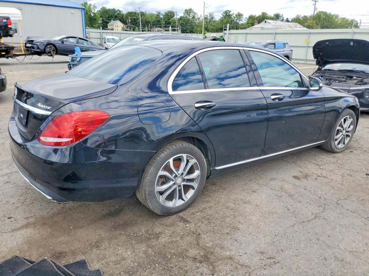55SWF4KB0FU085011 · 2015 MERCEDES-BENZ C · 3/12