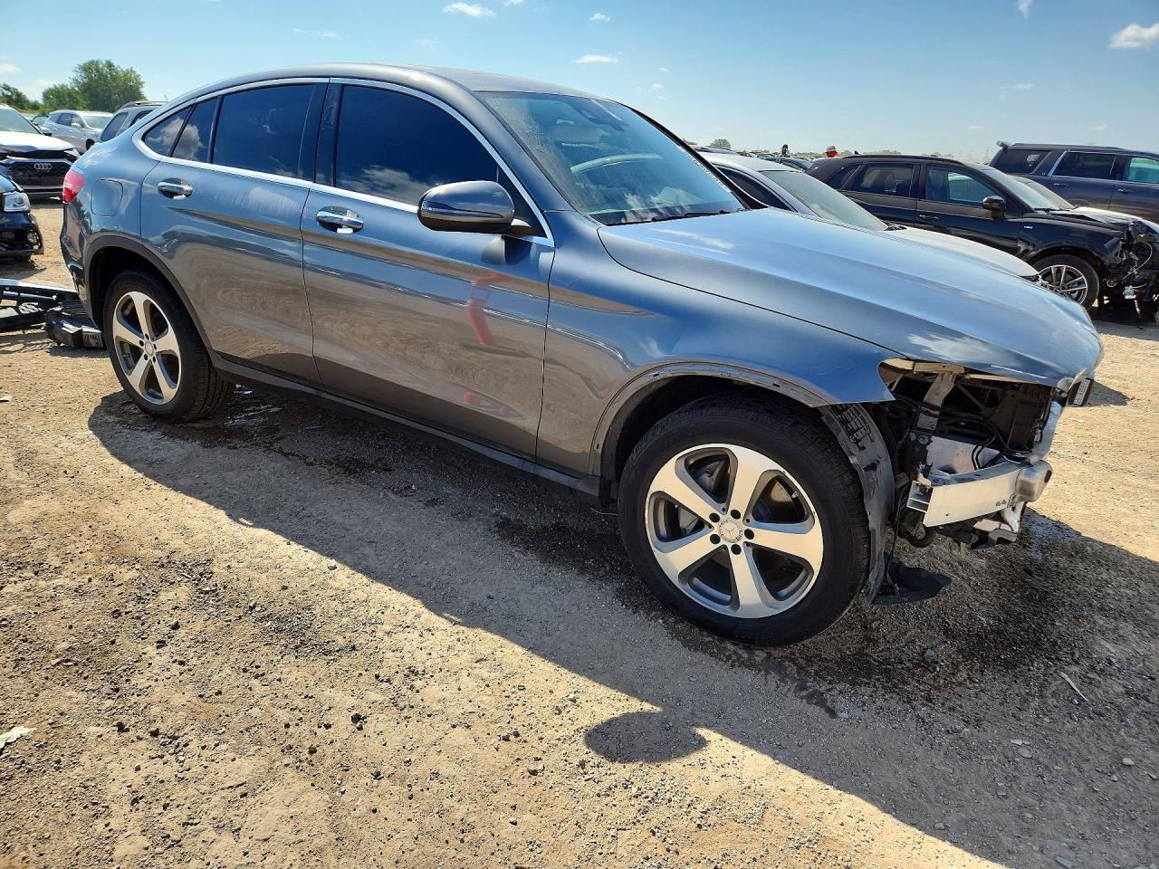 WDC0J4KB1HF198853 · 2017 MERCEDES-BENZ GLC COUPE · 4/13
