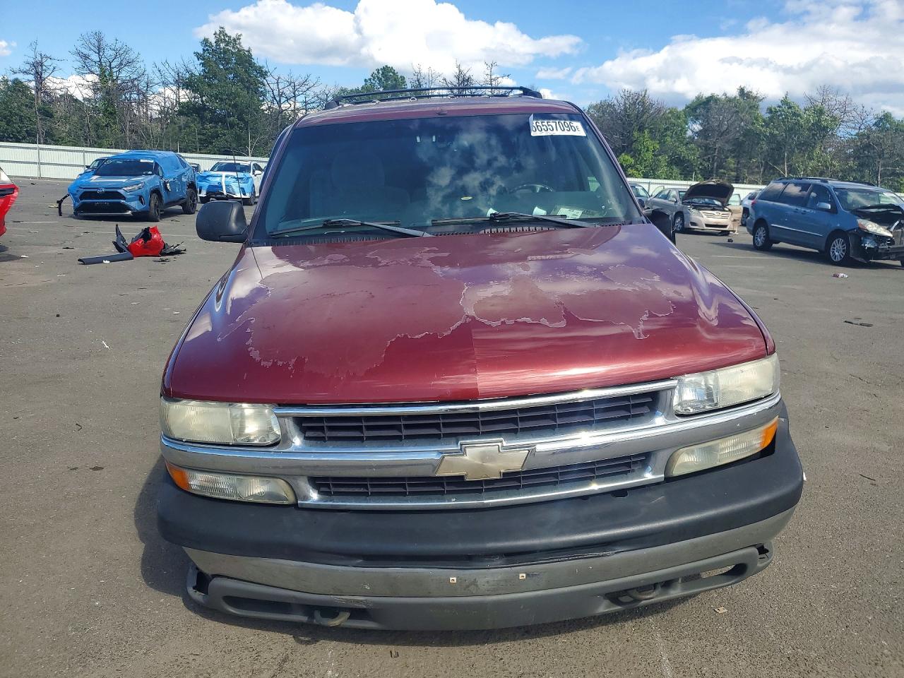 1GNEK13T81J235700 · 2001 CHEVROLET TAHOE · 5/14