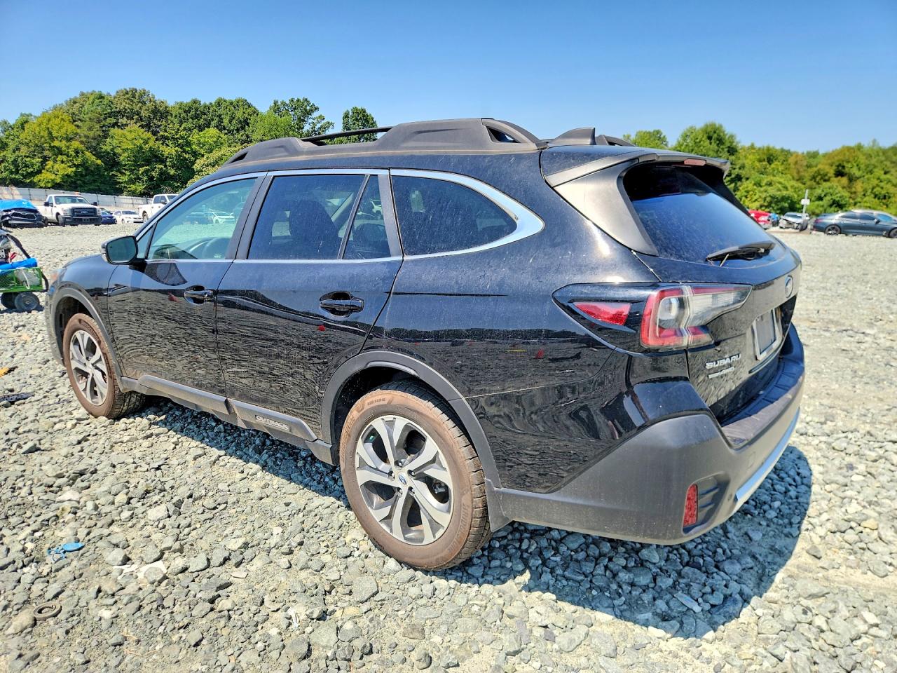 4S4BTAMC7N3254512 · 2022 SUBARU OUTBACK · 2/13