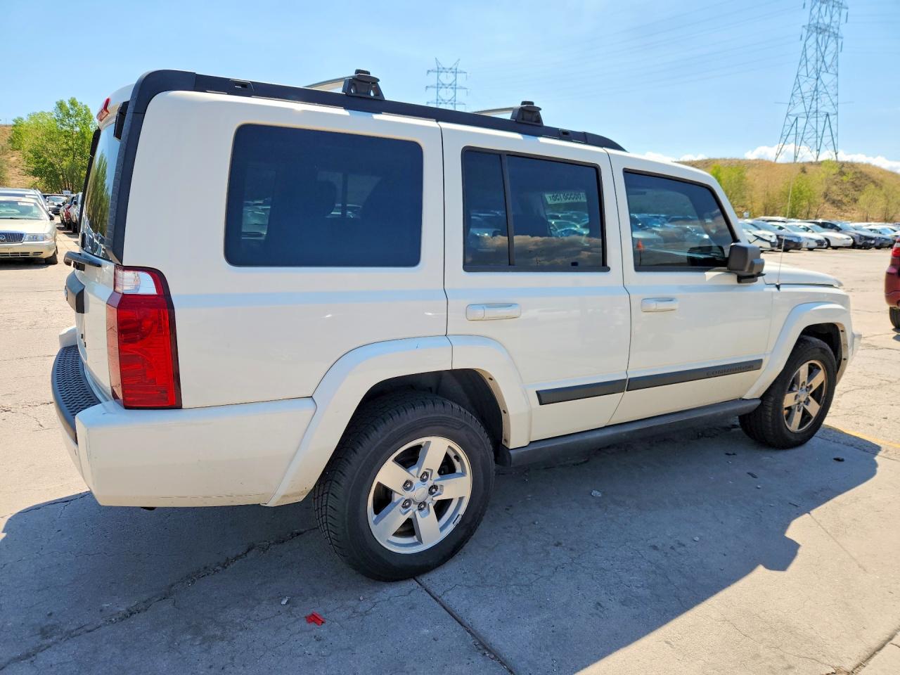 1J8HG48K27C611466 · 2007 JEEP COMMANDER · 3/14