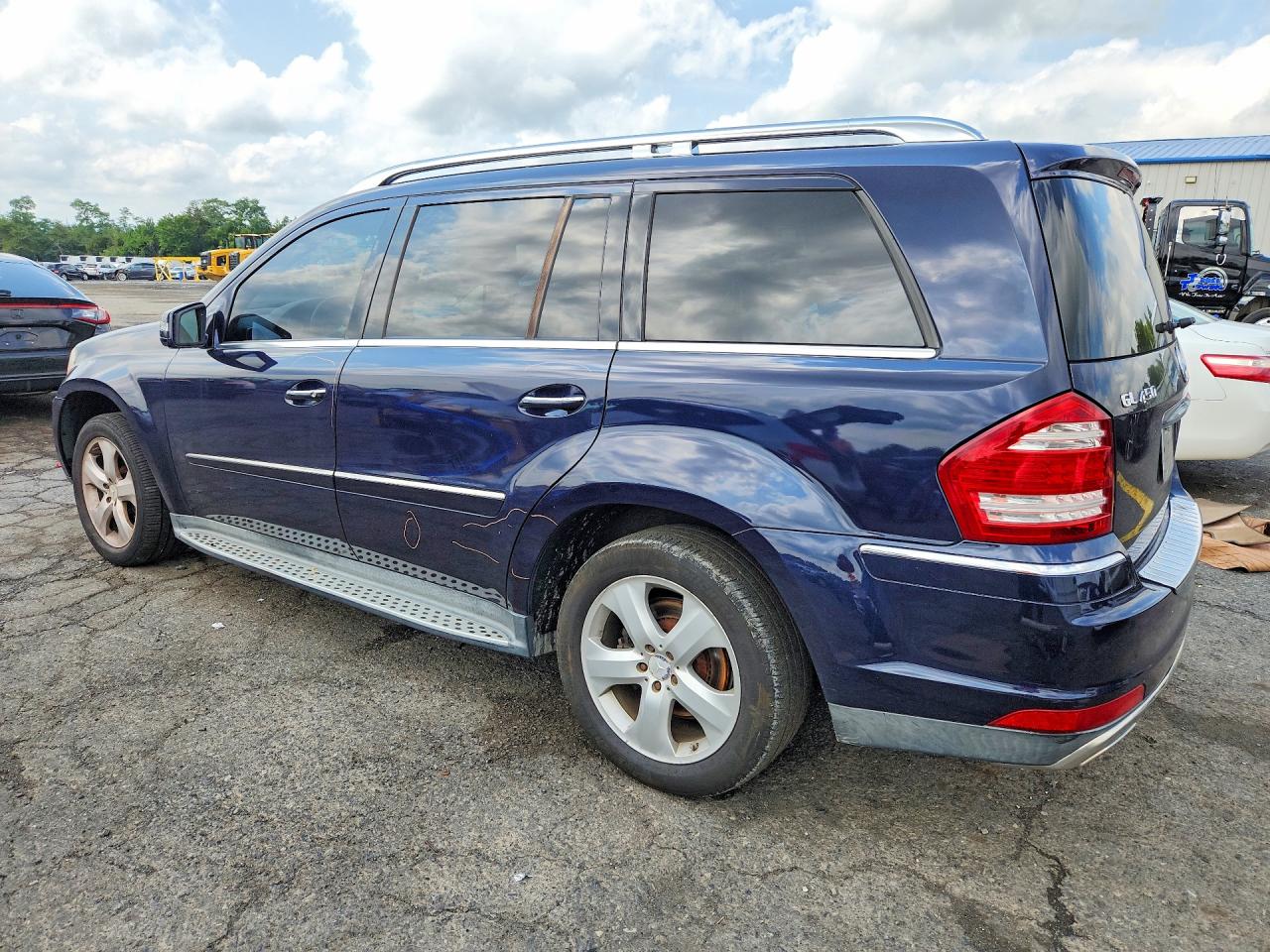 4JGBF7BE1CA770727 · 2012 MERCEDES-BENZ GL · 2/14