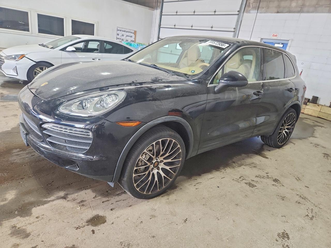 2012 PORSCHE CAYENNE