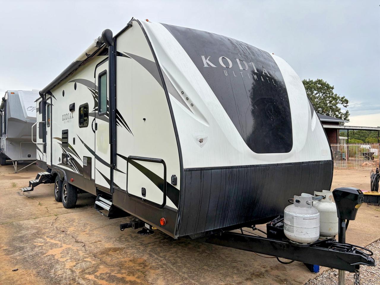 4YDT28821JJ973277 · 2018 KEYSTONE Kodiak Ult